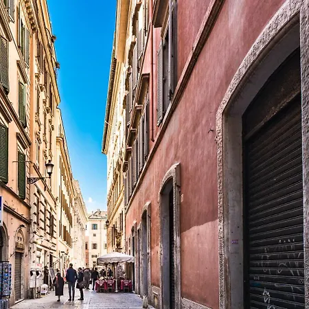 Trevi & Pantheon Design بيت ضيافة روما