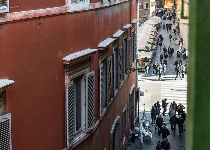 Trevi & Pantheon Design روما